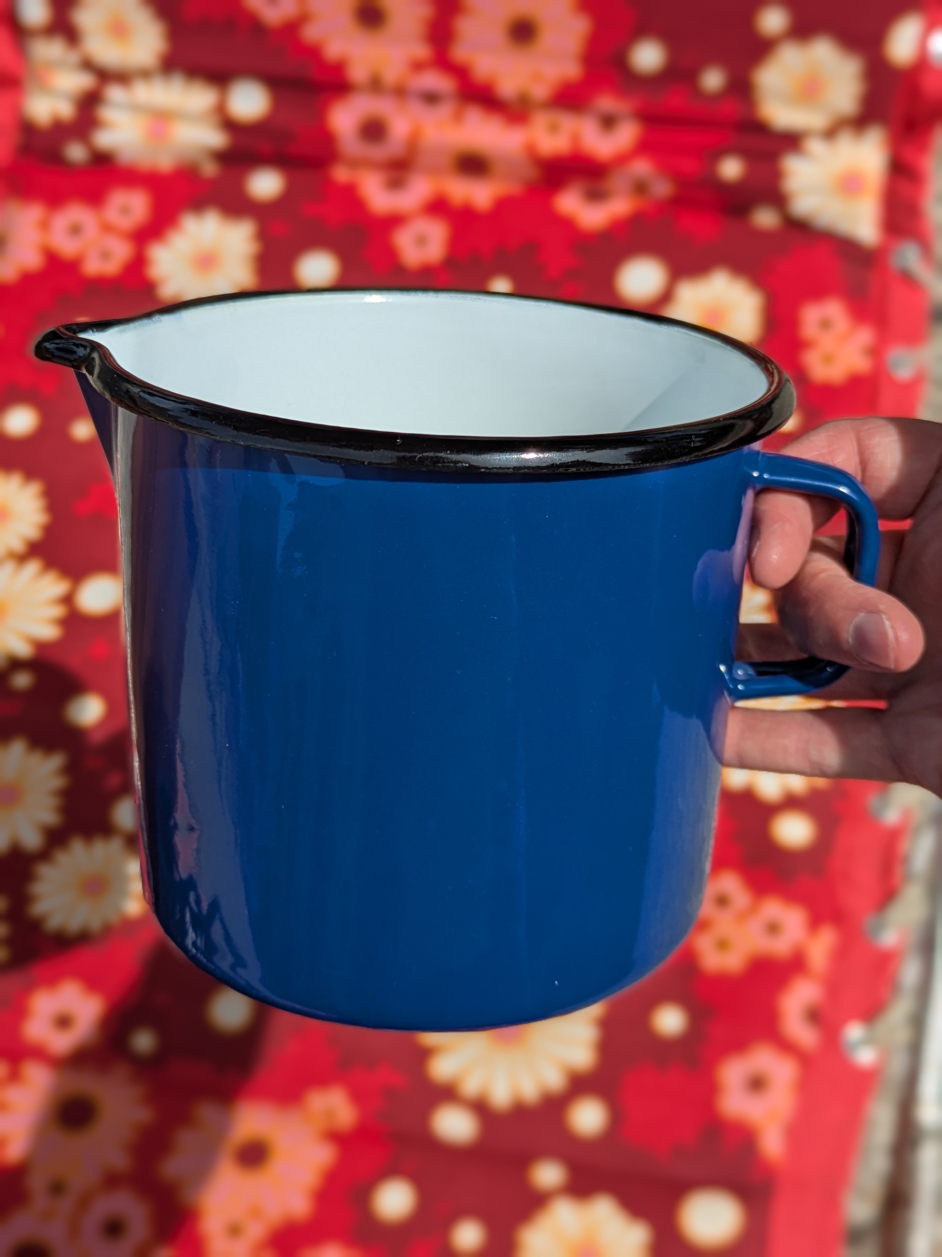 Pot émaillé - 16€